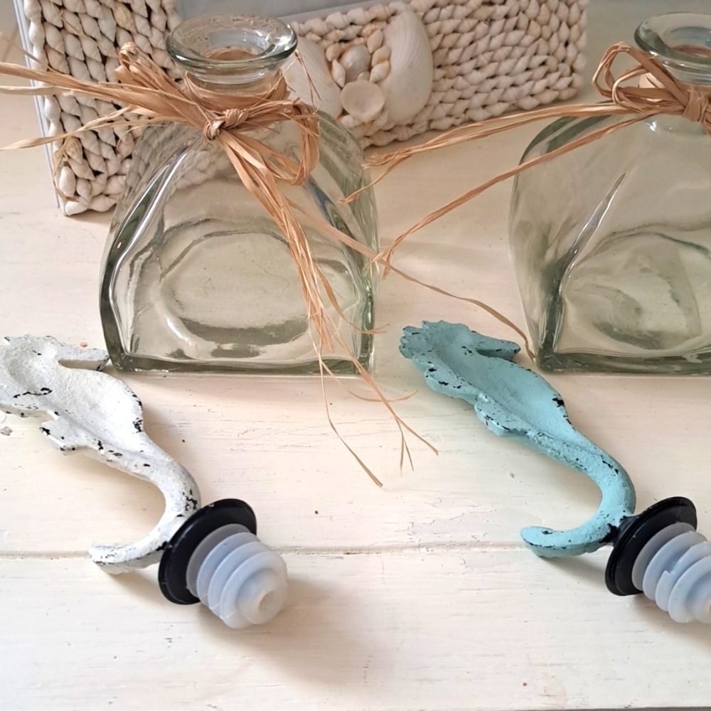 Seahorse Glass Bottles Trio - Picture 4 of 8